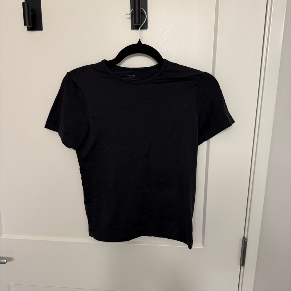 SKIMS Baby Tee